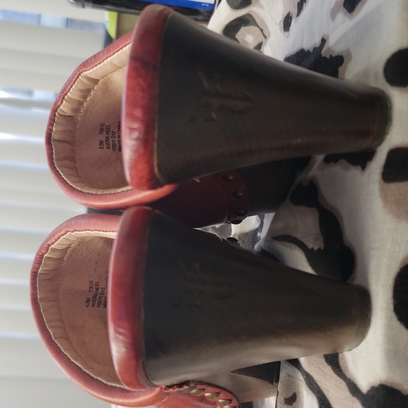 Frye Clog/Mules/heels - Picture 10 of 10